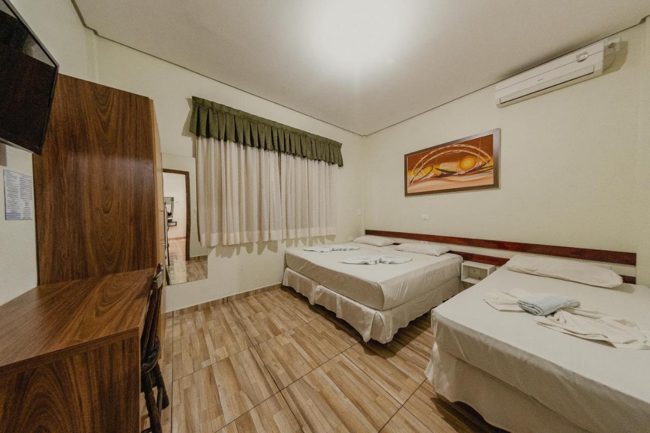 Hotel E Pousada Caroline فوز دو إيغواسو المظهر الخارجي الصورة