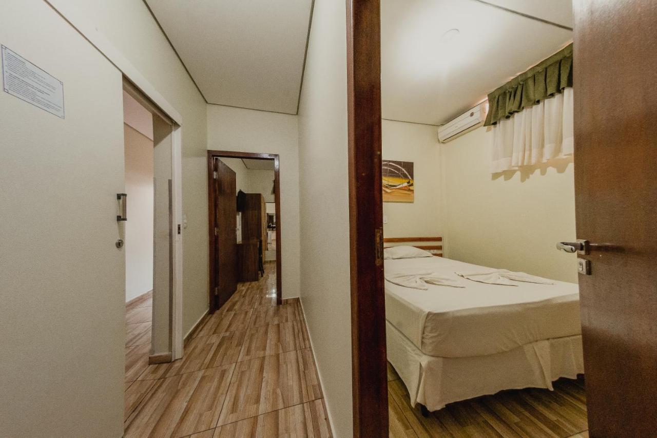 Hotel E Pousada Caroline فوز دو إيغواسو المظهر الخارجي الصورة